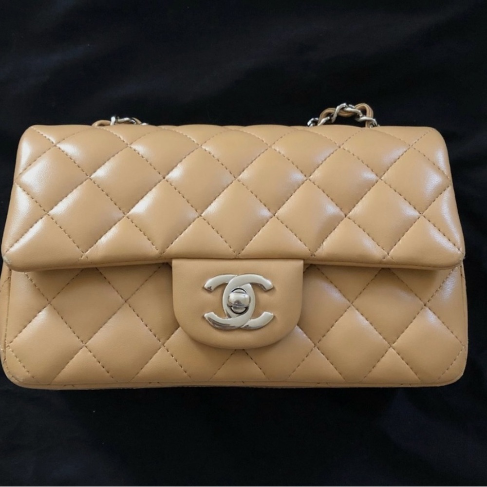 Authentic CHANEL Beige square classic Flap crossbody Bag